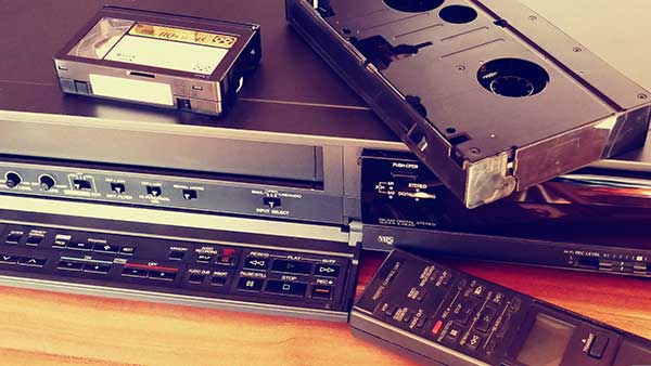 Numérisation de cassettes de magnetoscope (VHS / MiniDV / Video8 / Hi8 / VHS-C)